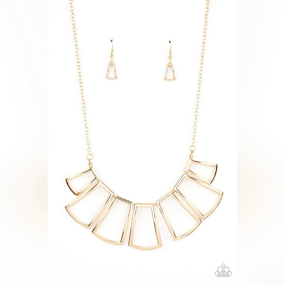 Full Fledged Framed Necklace - Picture 3 of 3